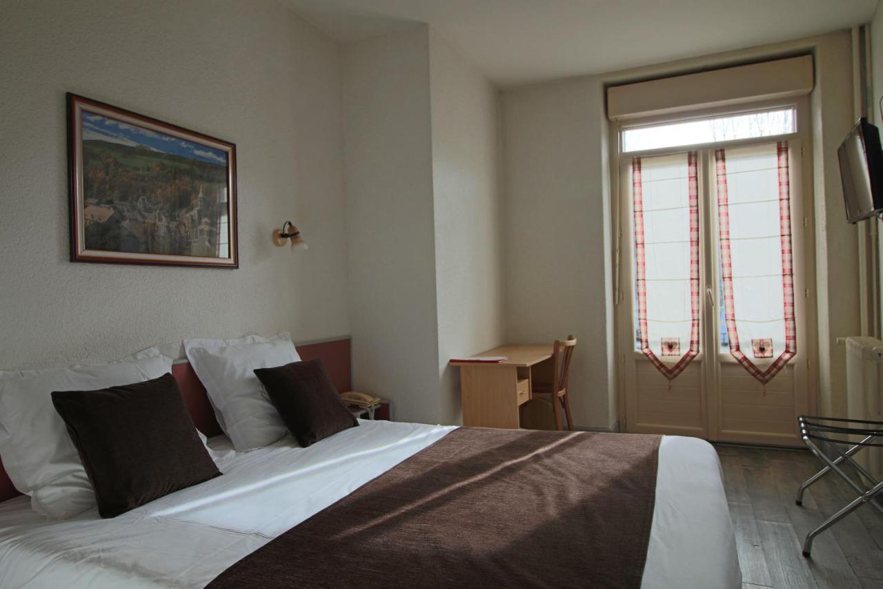 Hotel Au Val Dore La Bourboule ภายนอก รูปภาพ